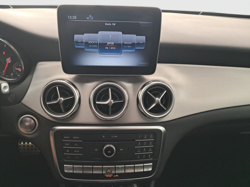 Mercedes-Benz GLA, 2018