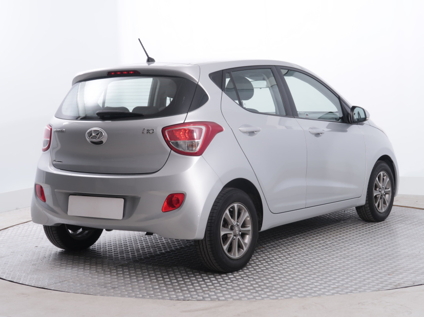 Hyundai i10, 2013