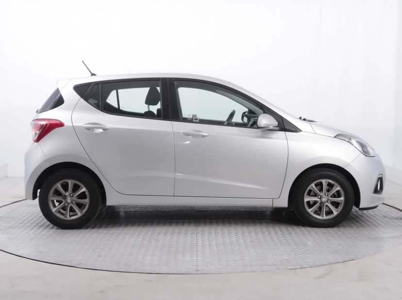 Hyundai i10, 2013