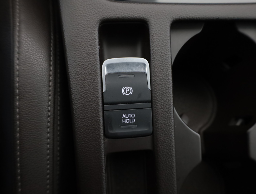 Volkswagen Passat, 2016