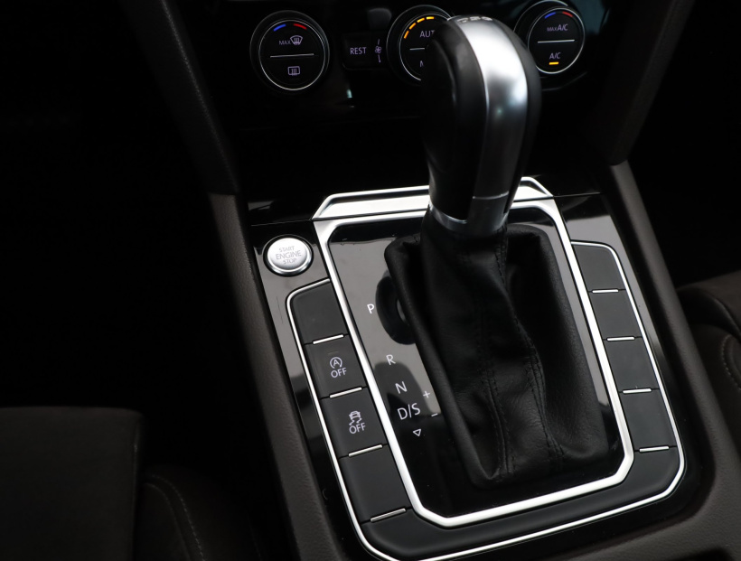 Volkswagen Passat, 2016