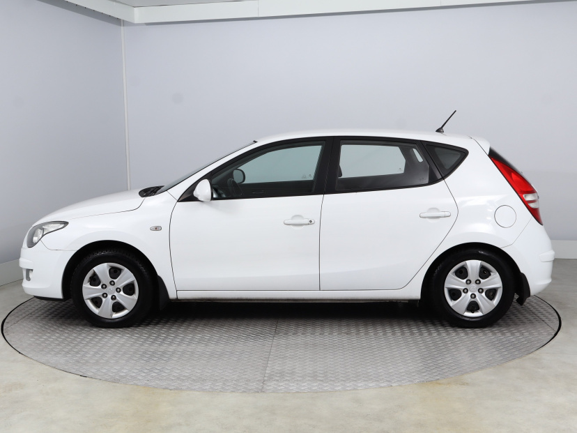 Hyundai i30, 2010