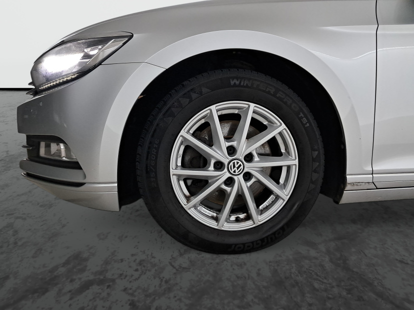 Volkswagen Passat, 2014