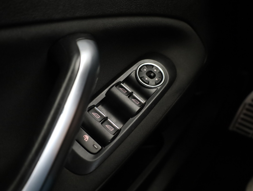 Ford Mondeo, 2011