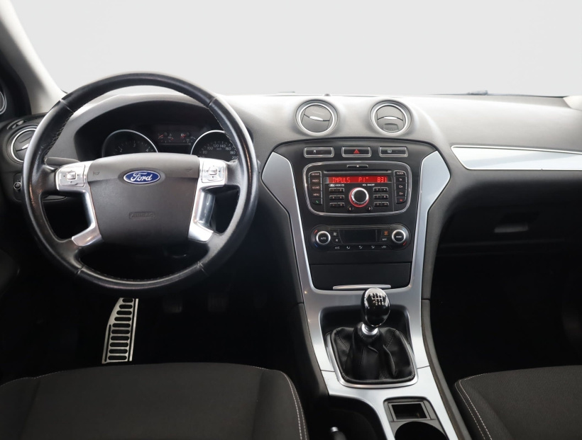 Ford Mondeo, 2011