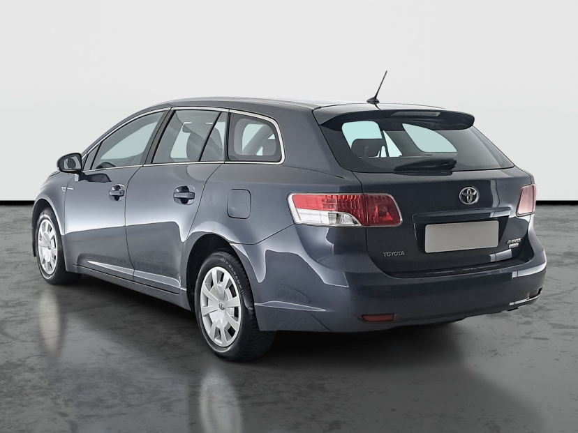 Toyota Avensis, 2011
