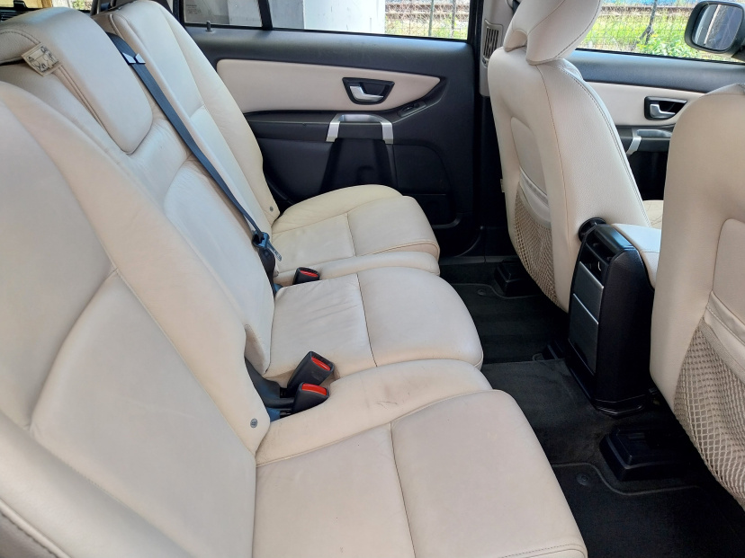Volvo XC90, 2009