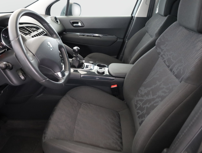 Peugeot 3008, 2012
