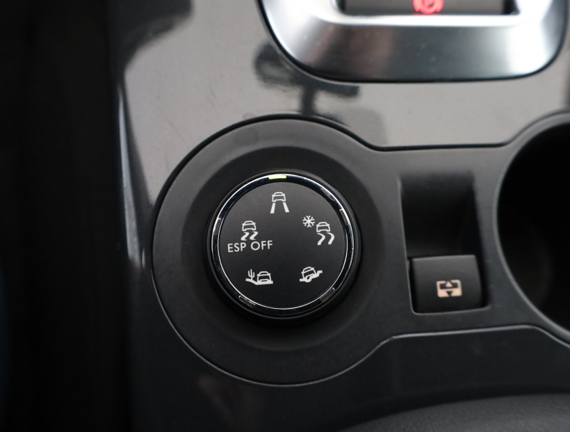 Peugeot 3008, 2012