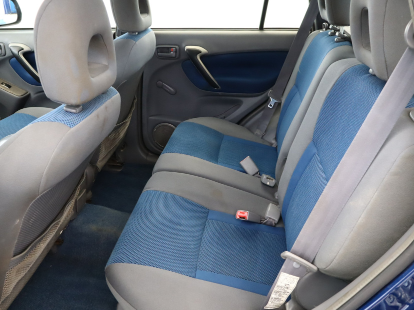 Toyota RAV 4, 2003