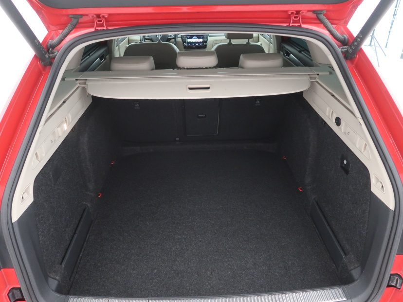 Škoda Superb, 2016