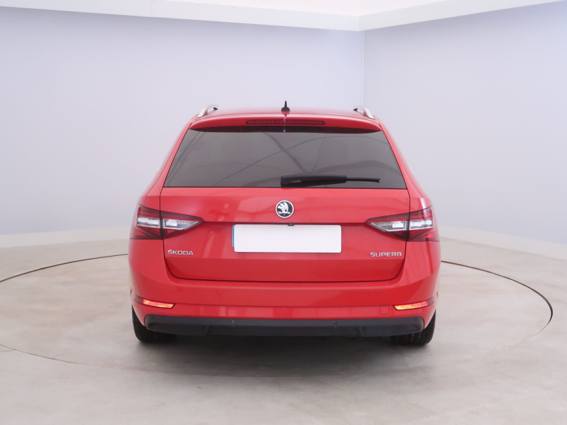 Škoda Superb, 2016
