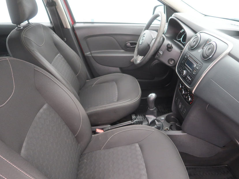 Dacia Sandero, 2015