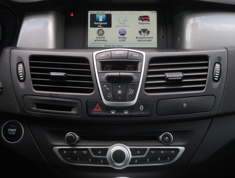 Renault Laguna, 2012