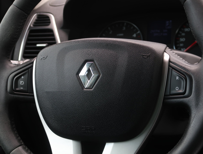 Renault Laguna, 2012