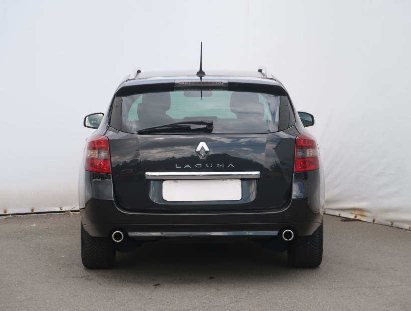 Renault Laguna, 2012
