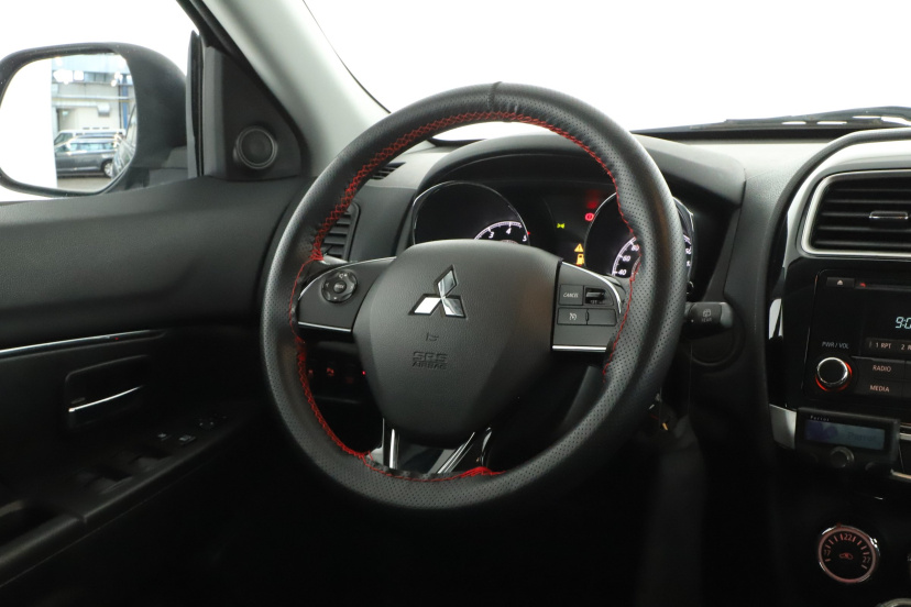 Mitsubishi ASX, 2016