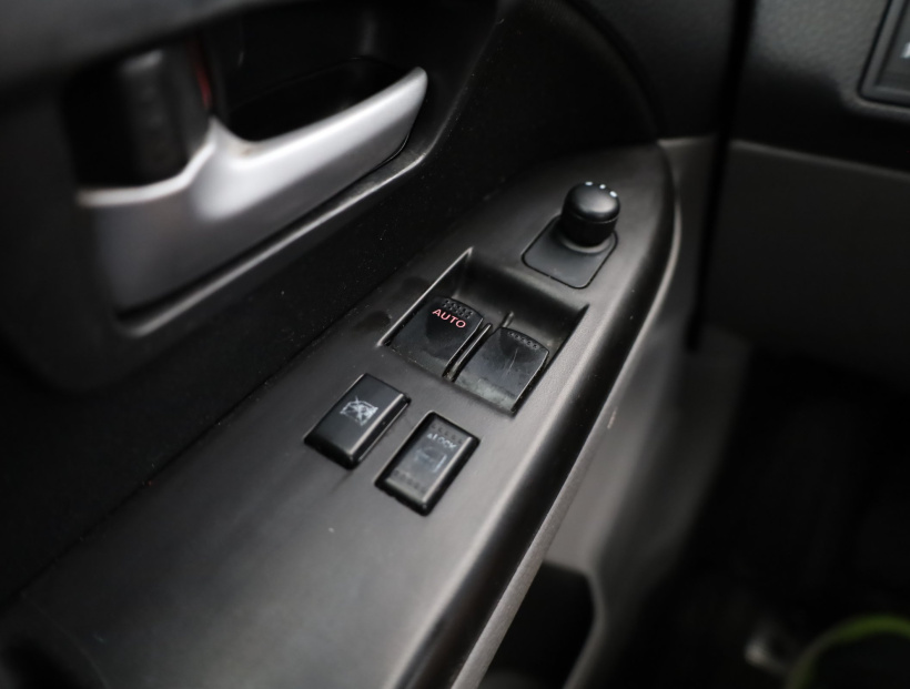 Suzuki SX4, 2011