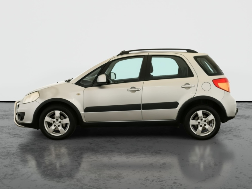 Suzuki SX4, 2011