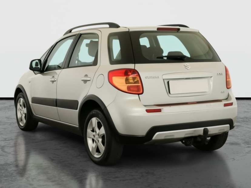 Suzuki SX4, 2011