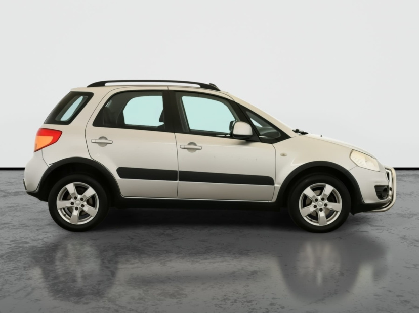 Suzuki SX4, 2011
