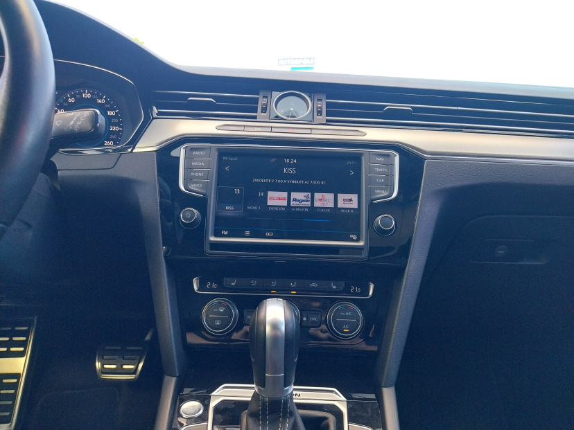 Volkswagen Passat, 2016