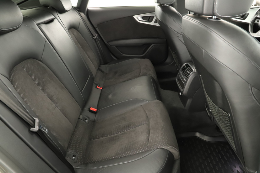 Audi A7, 2011