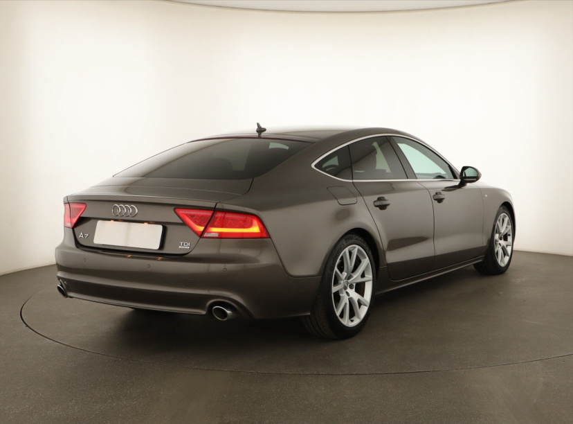 Audi A7, 2011