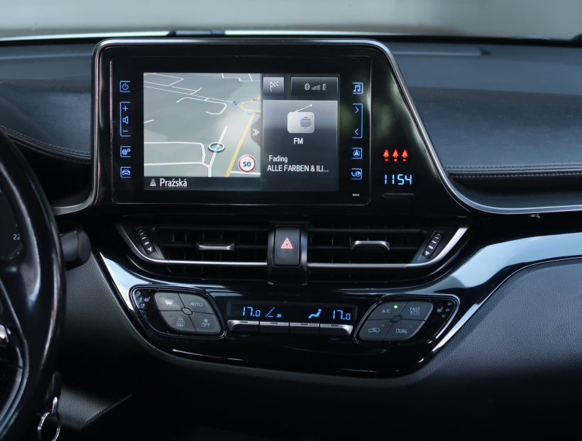 Toyota C-HR, 2018