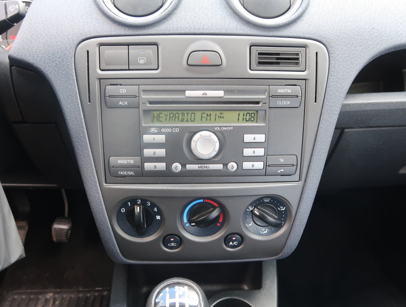 Ford Fusion, 2010