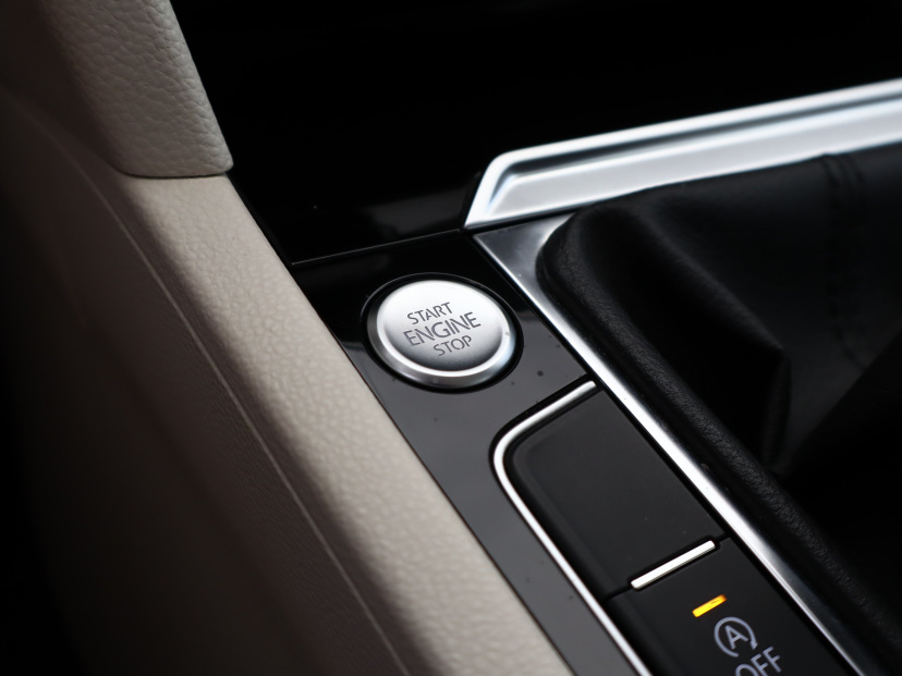 Volkswagen Passat, 2016