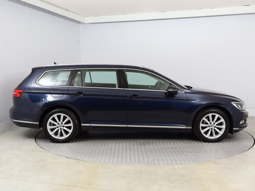 Volkswagen Passat, 2016