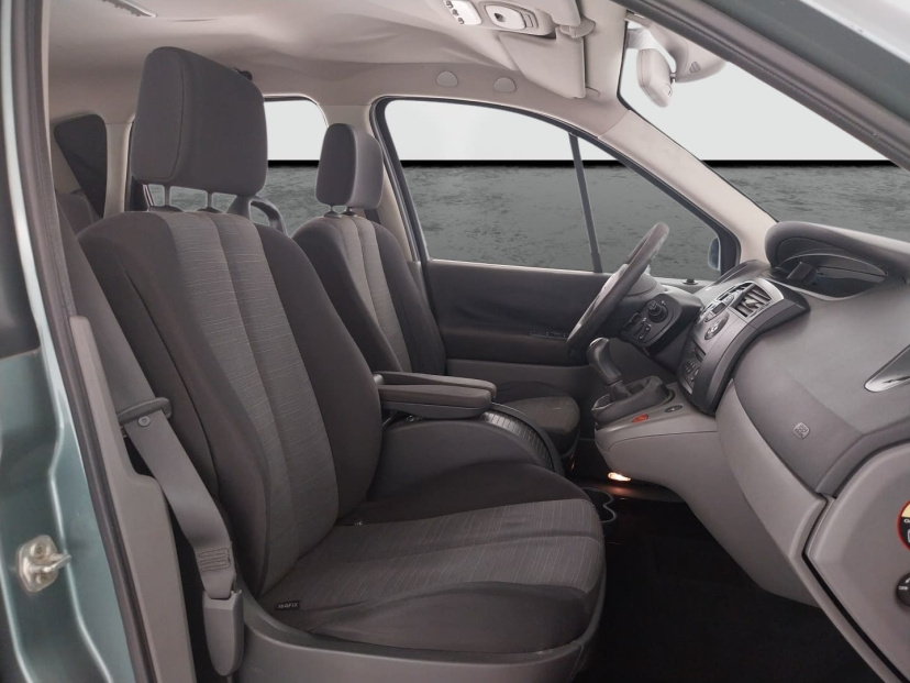Renault Megane Scenic, 2004