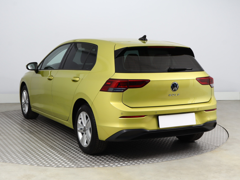 Volkswagen Golf, 2021