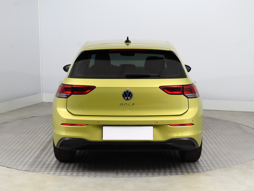 Volkswagen Golf, 2021