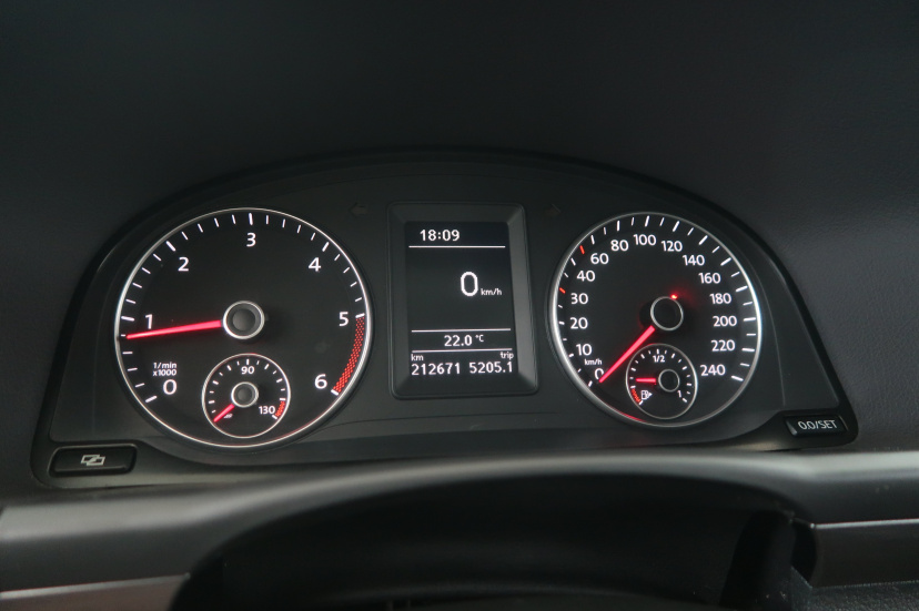 Volkswagen Touran, 2011
