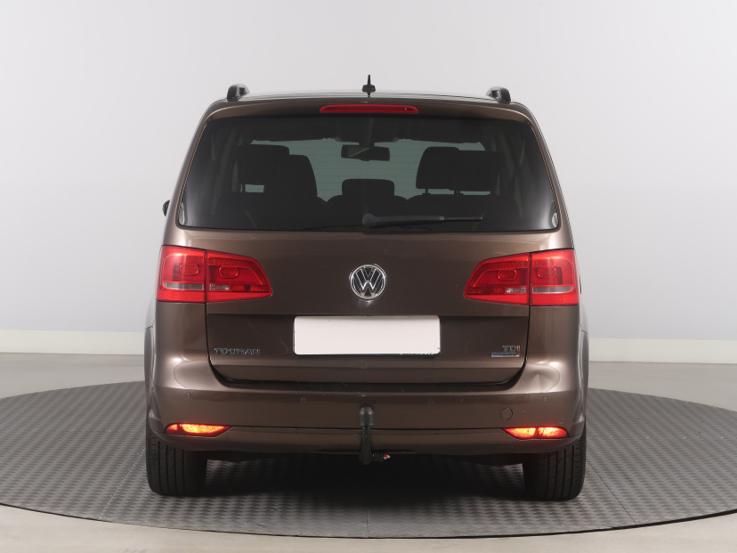 Volkswagen Touran, 2011