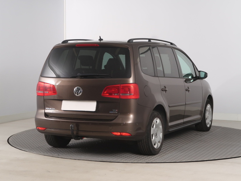 Volkswagen Touran, 2011