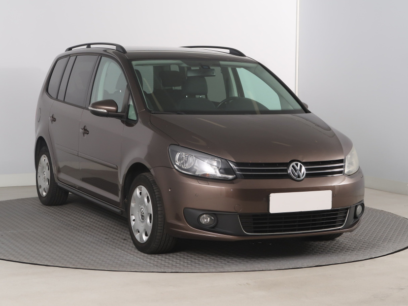Volkswagen Touran, 2011