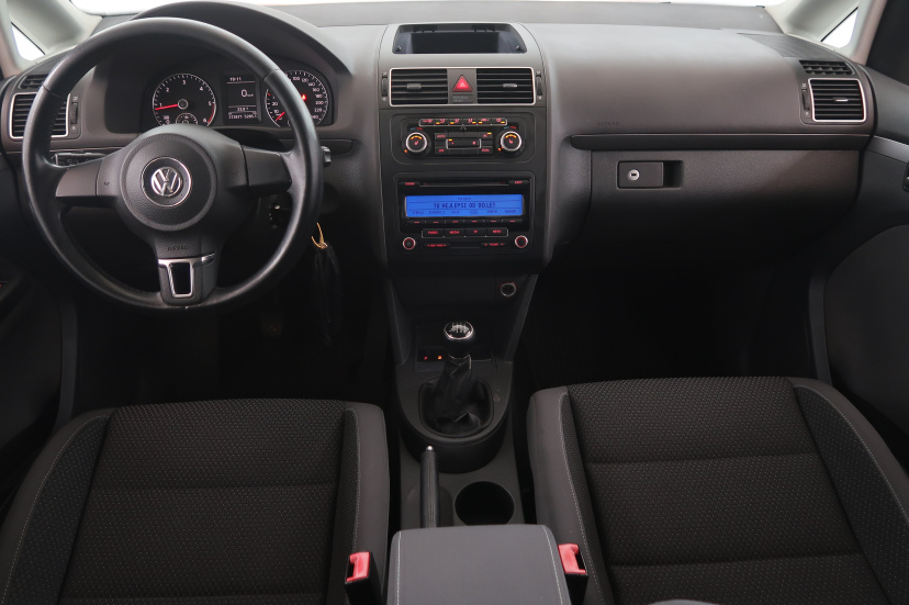Volkswagen Touran, 2011