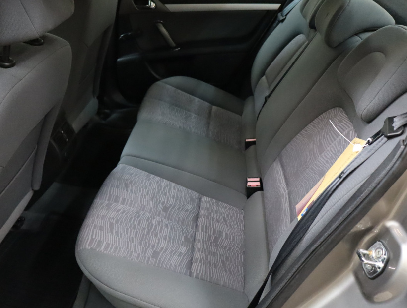 Peugeot 407, 2005