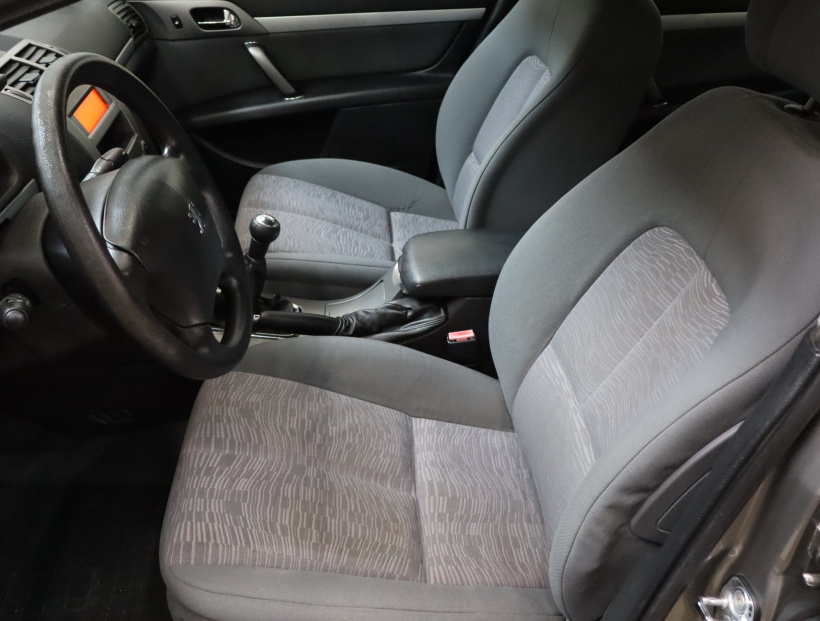 Peugeot 407, 2005