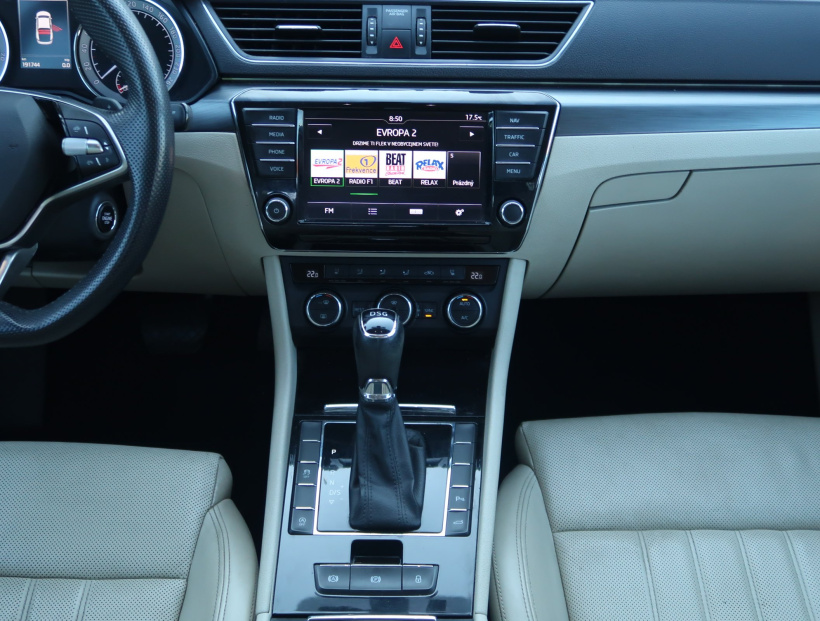 Škoda Superb, 2016