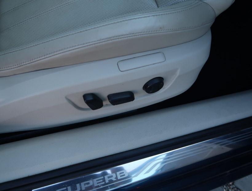 Škoda Superb, 2016