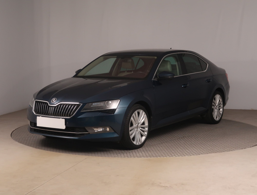 Škoda Superb, 2016