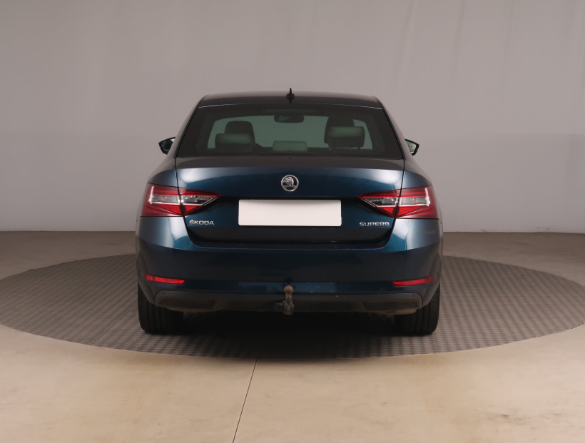 Škoda Superb, 2016