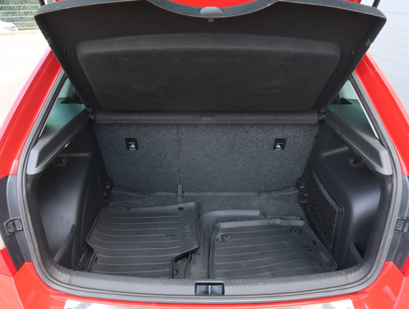 Škoda Rapid Spaceback, 2013