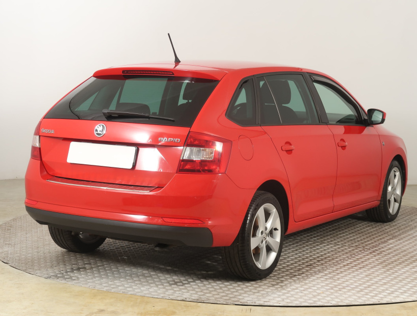 Škoda Rapid Spaceback, 2013