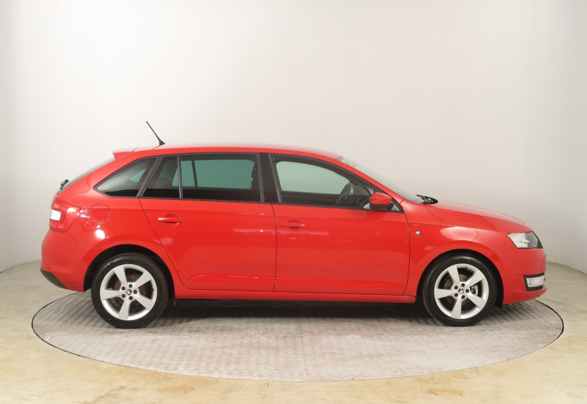 Škoda Rapid Spaceback, 2013
