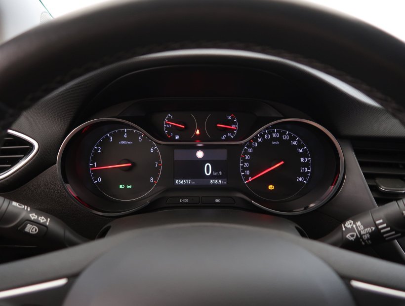 Opel Crossland, 2023